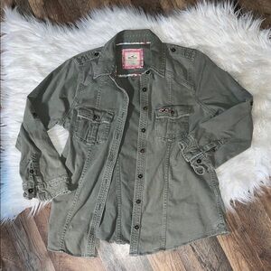 Vintage Y2K Hollister military-style utility buttonup shirt in olive green large